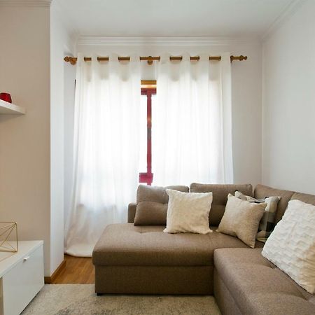 Rustic Bright Flat With Netflix - City Centre ポルト エクステリア 写真